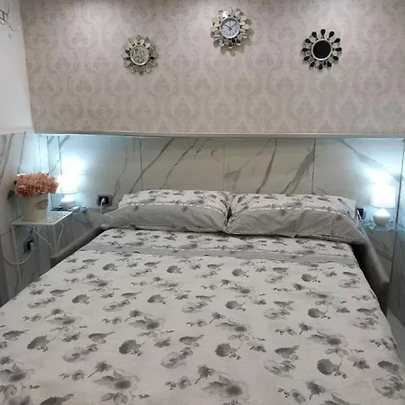 Acasarell نابولي