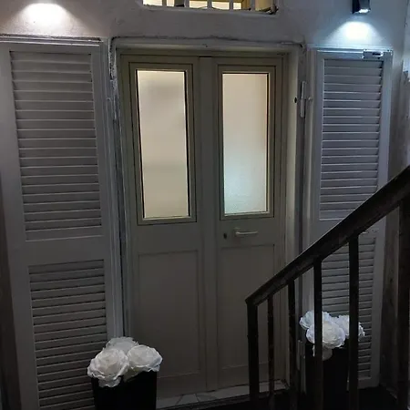 アパート Acasarell ナポリ